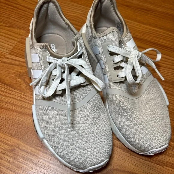 adidas Kids Sneakers in Cream and White - Picture 4 of 4